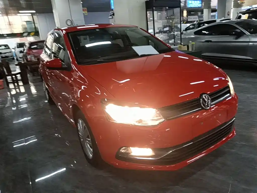 Volkswagen Polo 2016 1.6L Automatic Comfort фото 4