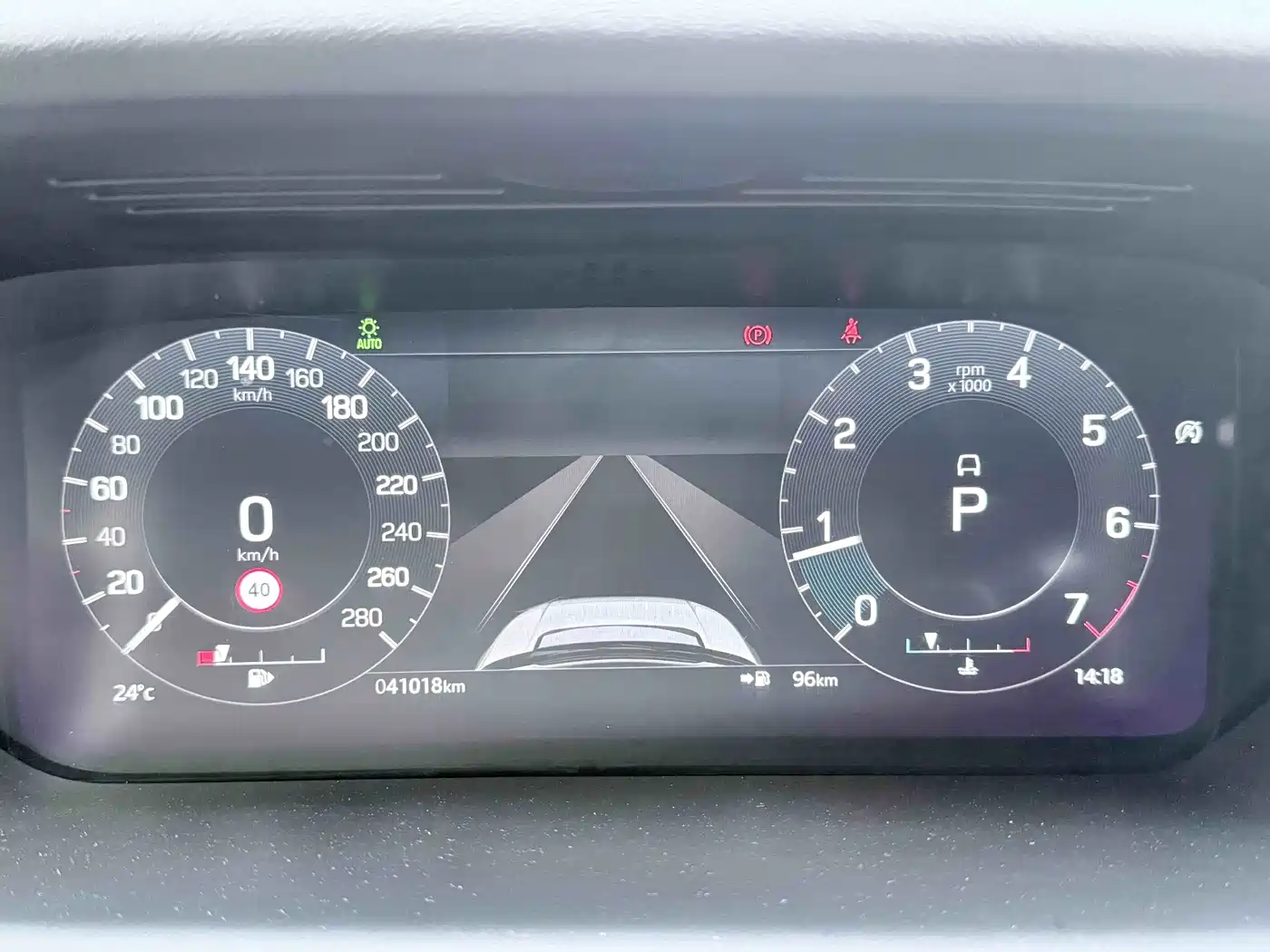 Land Rover Discovery Sport 2022 Model 249PS R-Dynamic S Performance Edition 5-Seater фото 20