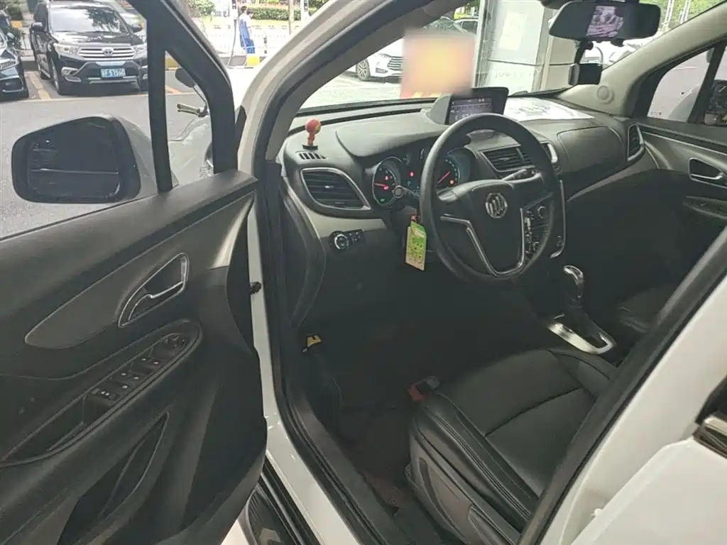 Buick Encore 2015 1.4T Automatic 2WD Urban Elite фото 16