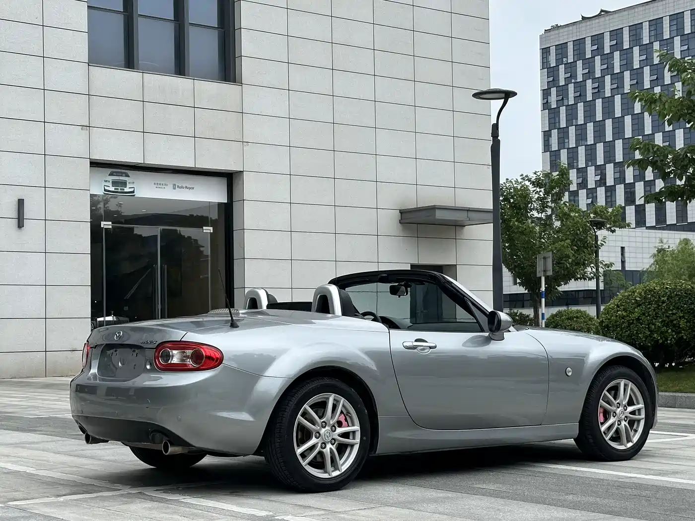 Mazda MX-5 2010 2009 2.0