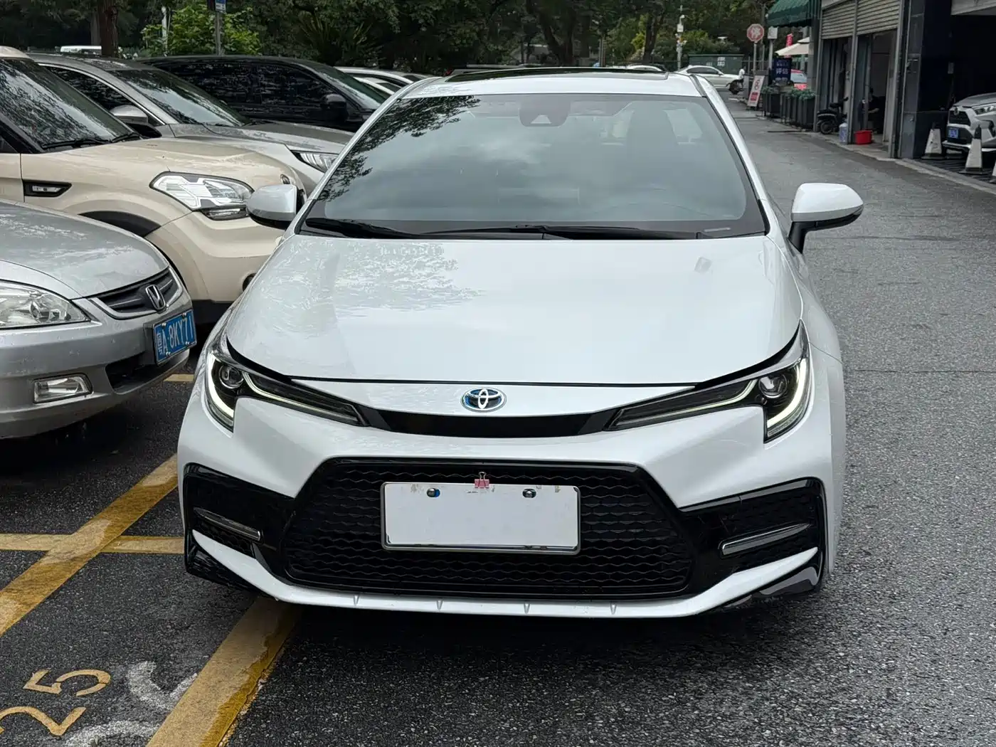Toyota Levin 2021 Dual Engine 1.8H E-CVT Sport фото 2