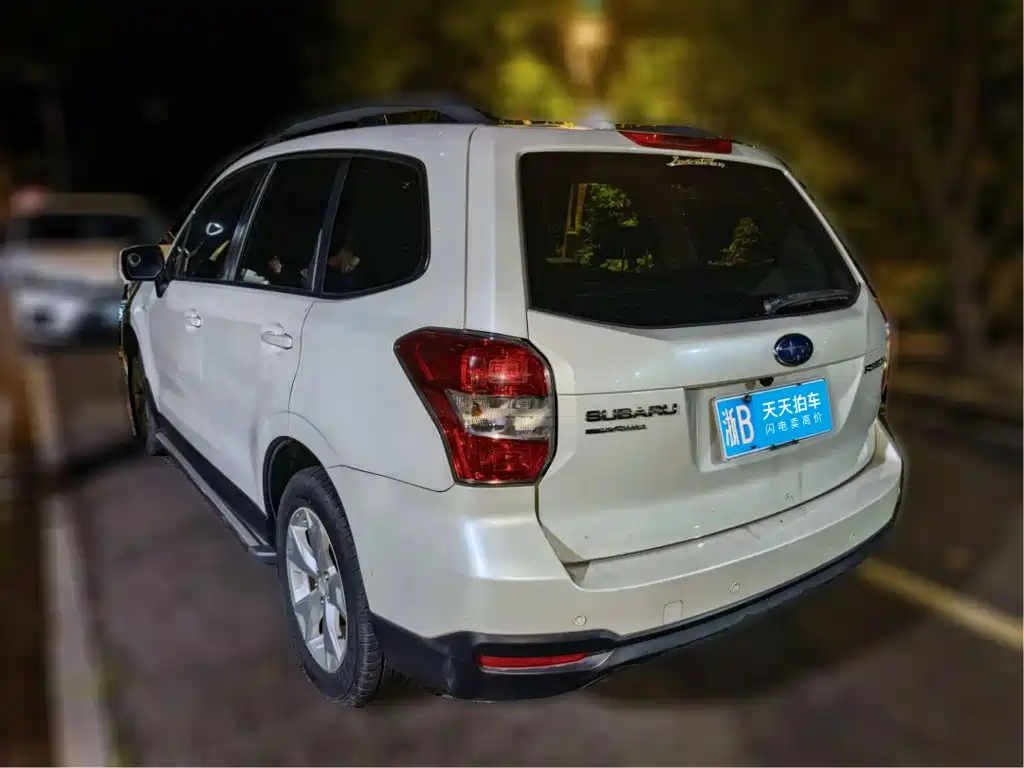 Фото 2 - Subaru Forester
