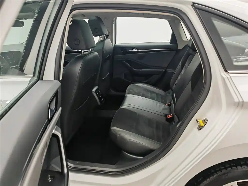 Volkswagen Sagitar 2022 280TSI DSG Excellence Edition фото 15