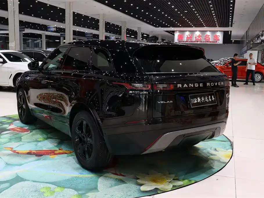 Фото 4 - Land Rover Range Rover Velar