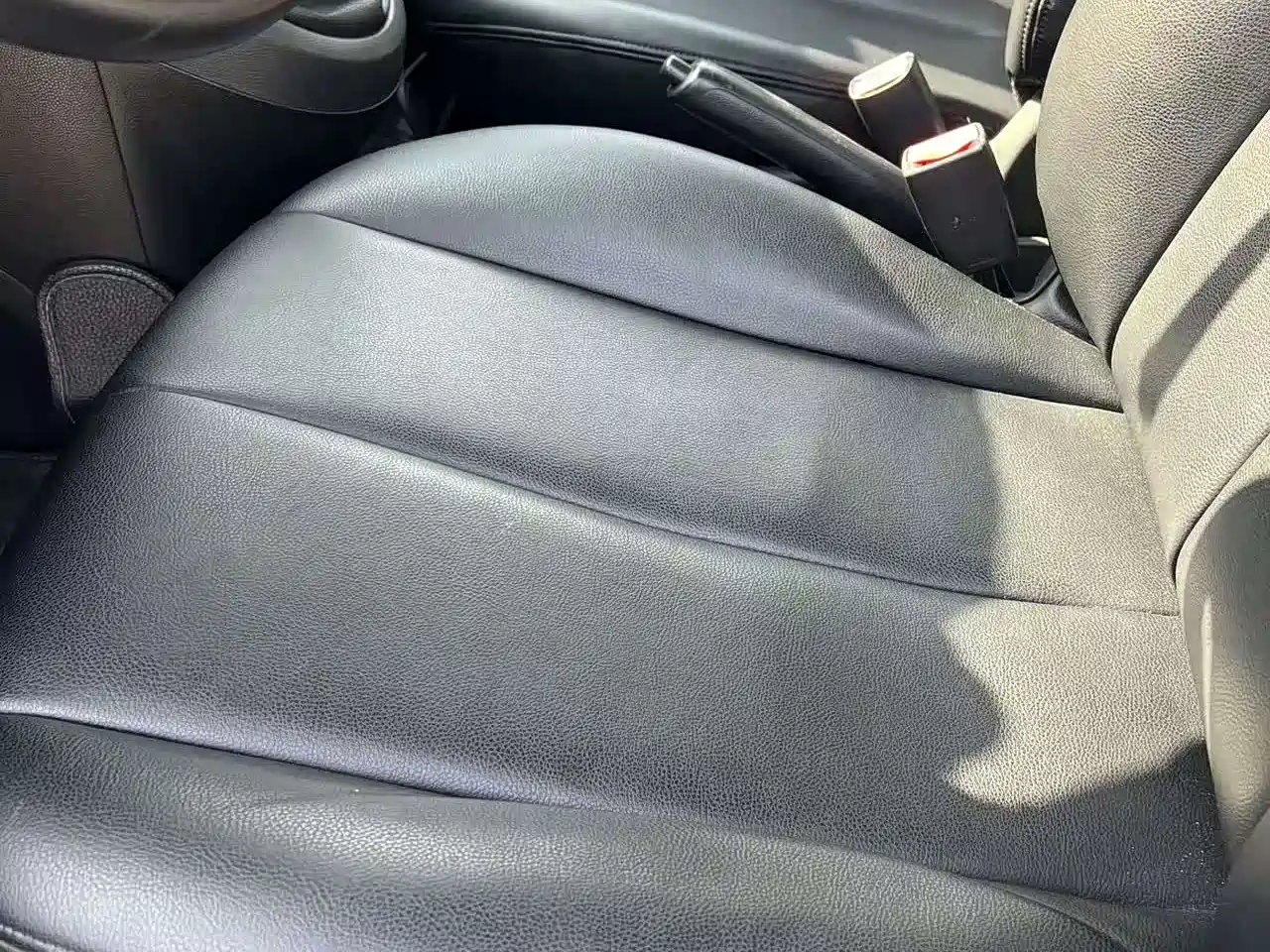 Mazda 2 Jingxiang 2010 2011 Xuan Dong 1.5L Manual Fashion Edition