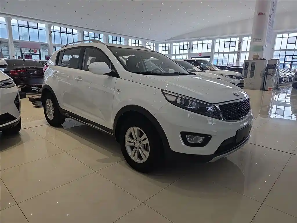 Kia Sportage 2016 2.0L Manual 2WD GL фото 4