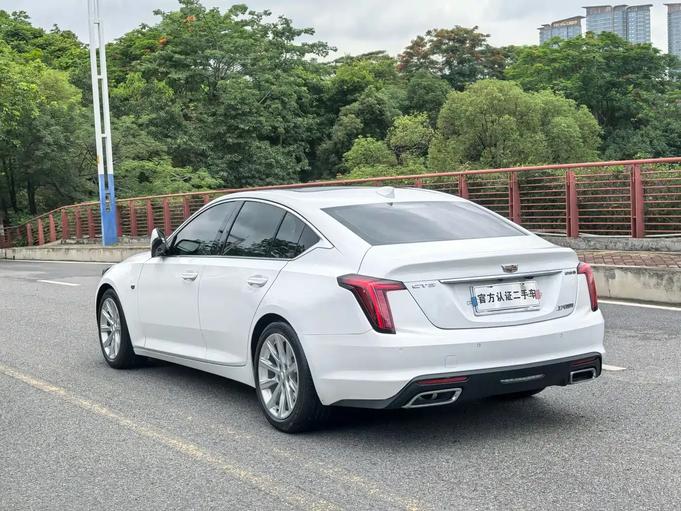 Cadillac CT5 2020 Facelift 28T Fashion Edition фото 17