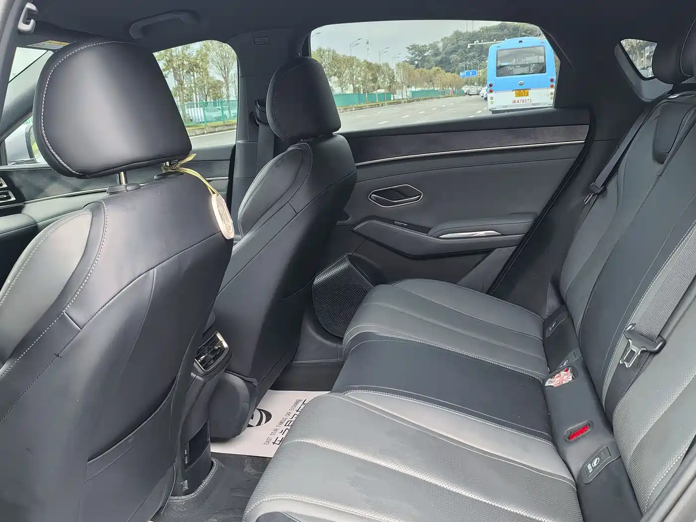 BYD Qin L 2024 DM-i 80KM Leading Edition фото 9
