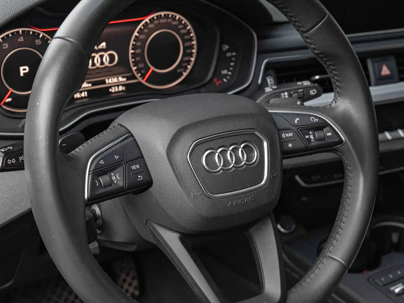 Audi A4 (Import) 2020 2020 Avant Pioneer 40 TFSI Fashion Dynamic