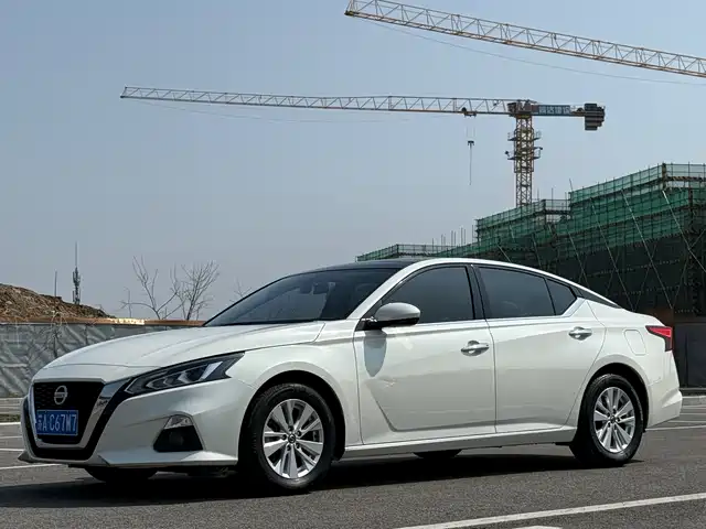 NISSAN TEANA
