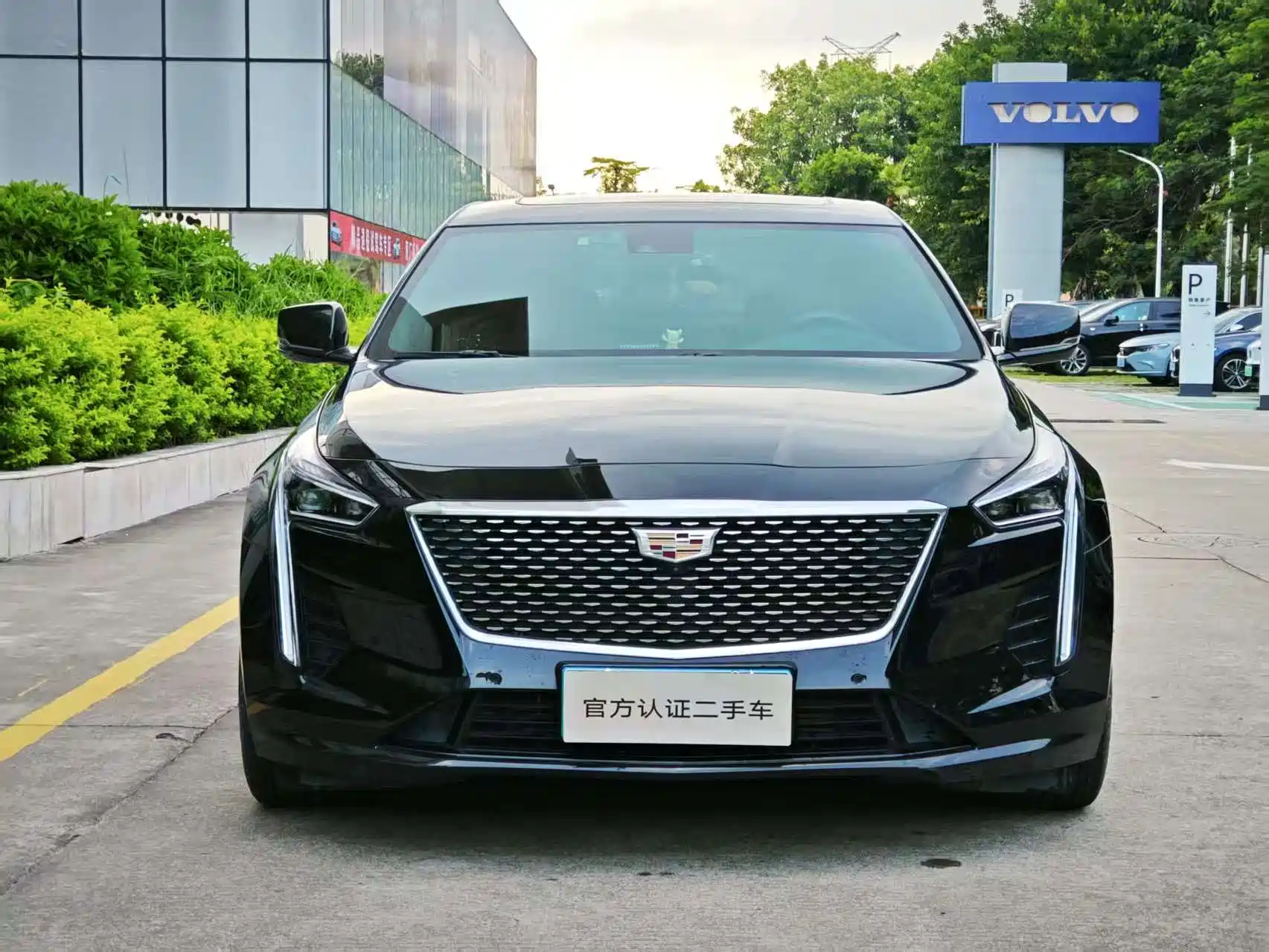 Фото 2 - Cadillac CT6