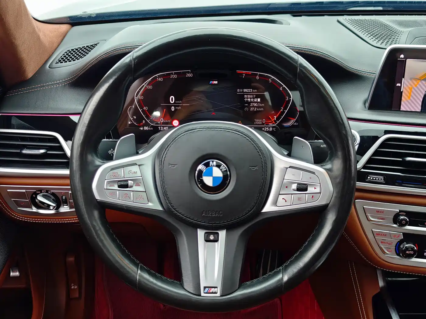 BMW 7 Series 2019 740Li xDrive Executive M Sport Package фото 10