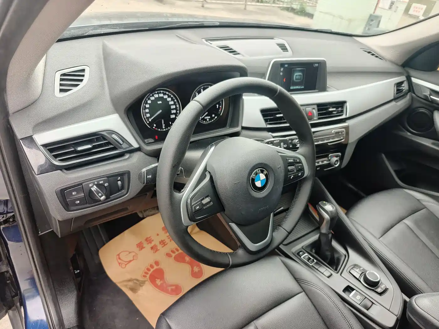 BMW X1 2019 sDrive20Li Leading Model фото 5