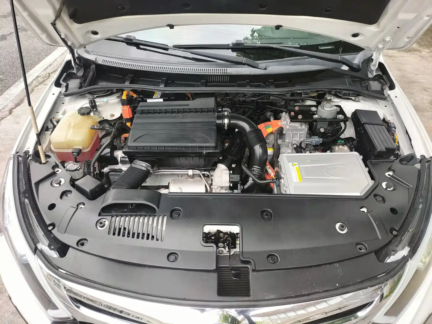 BYD Qin New Energy 2015 1.5T Double Champion Flagship Plus фото 19