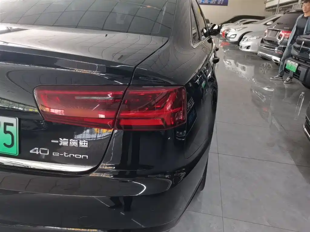 Audi A6L New Energy 2018 40 e-tron фото 7