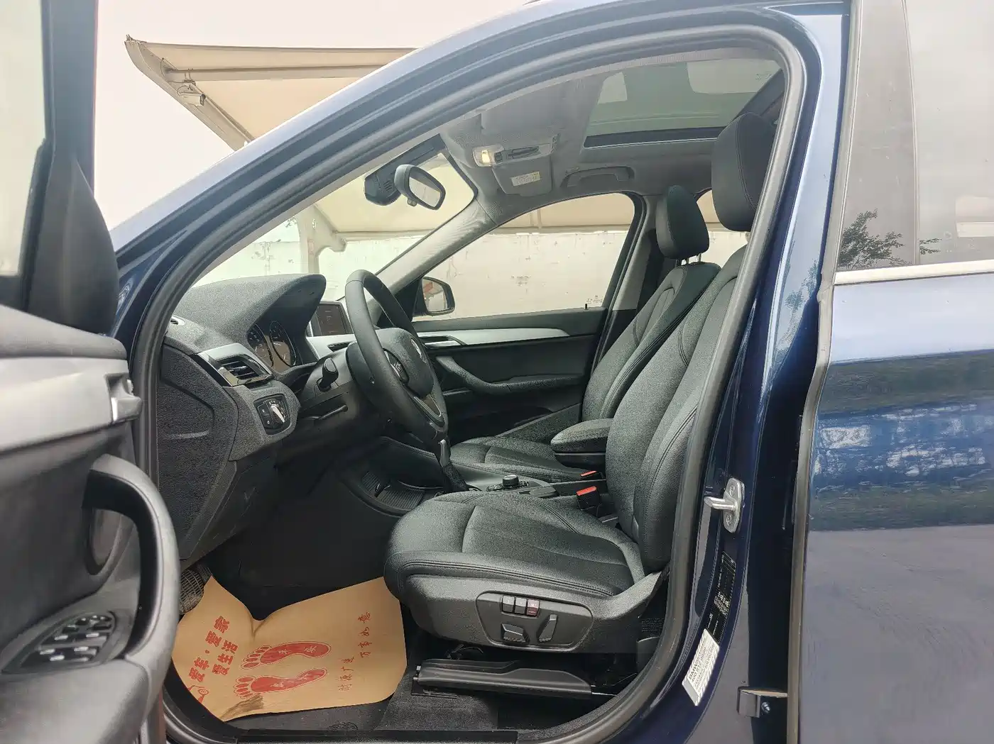 BMW X1 2019 sDrive20Li Leading Model фото 4