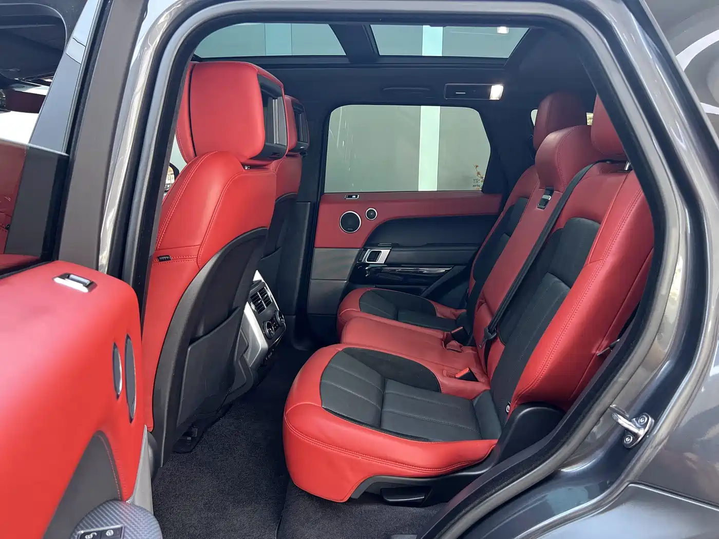 Land Rover Range Rover Sport 2020 3.0 L6 HST фото 17