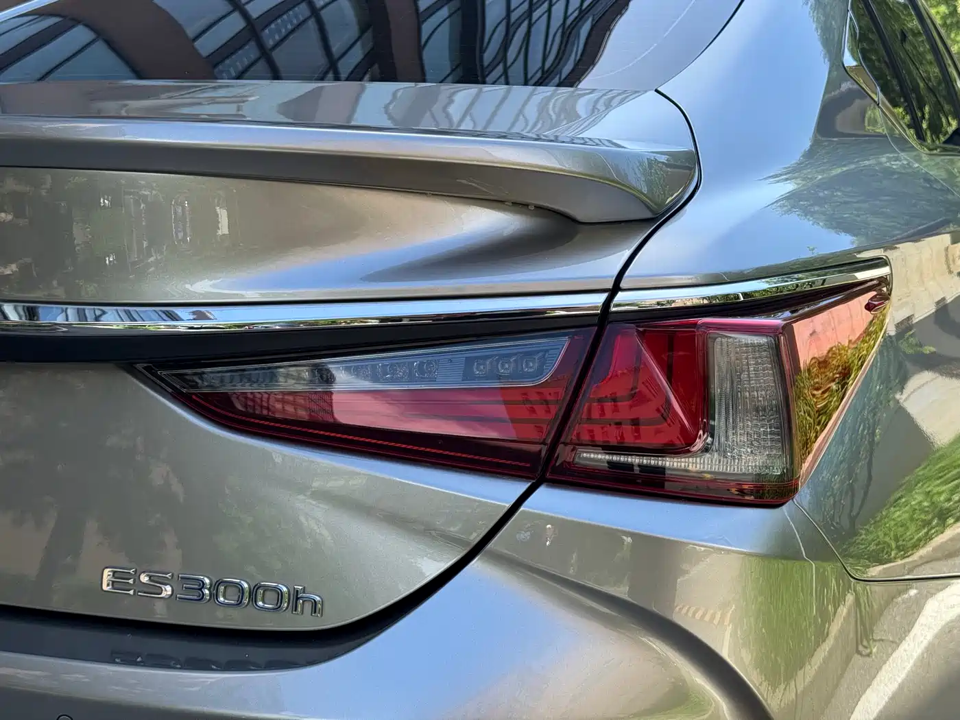 Lexus ES 2018 300h Premium Edition China V фото 25