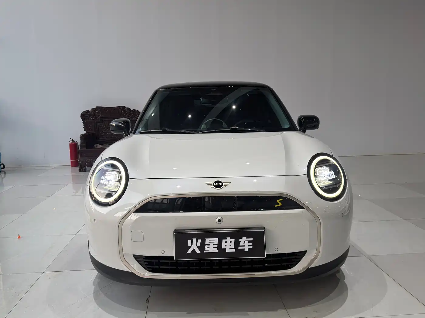 Фото 3 - MINI Electric MINI COOPER