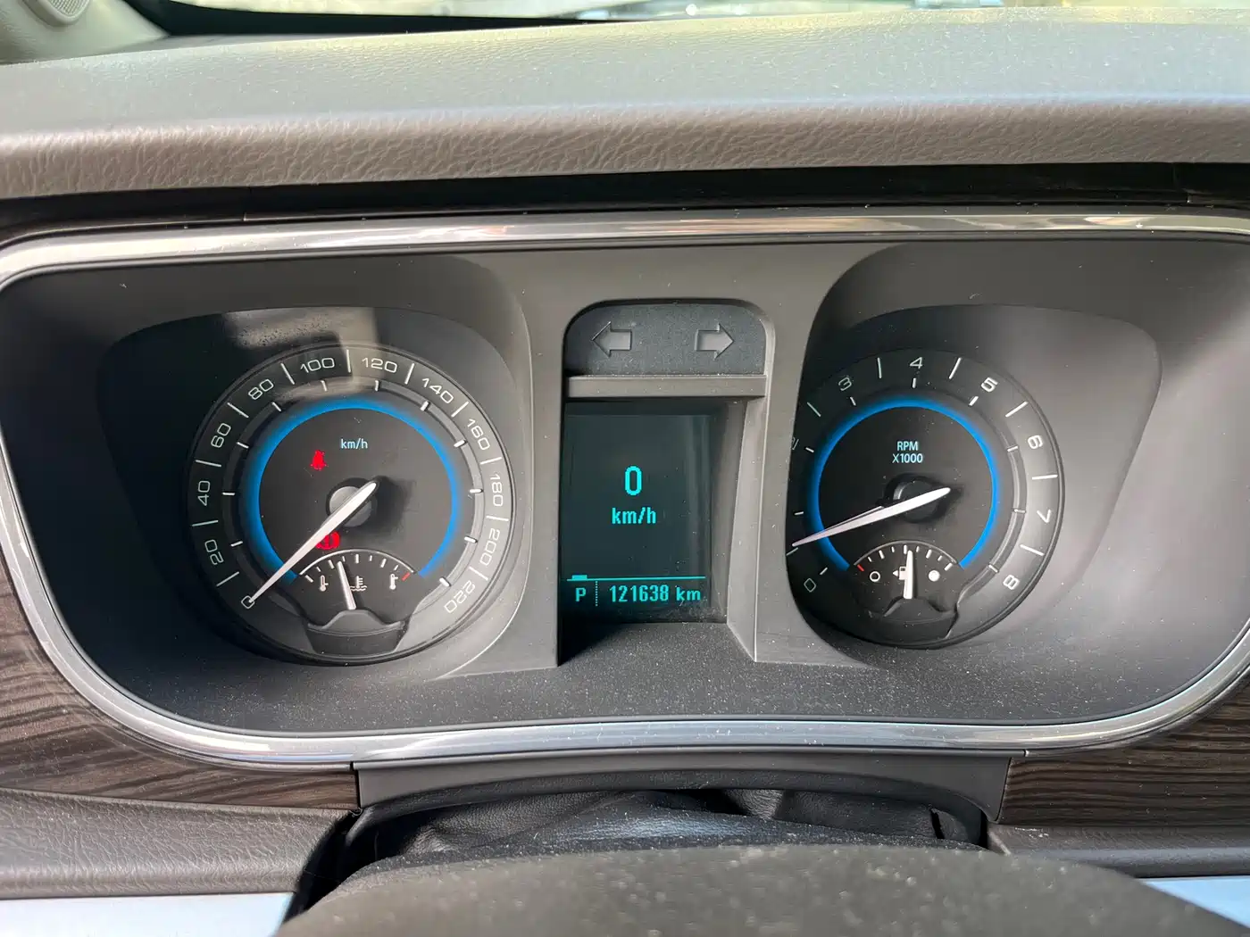 Buick GL8 2013 3.0L GT Luxury Business Elegance Edition фото 20