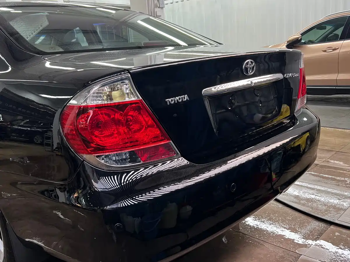 Toyota фото 4