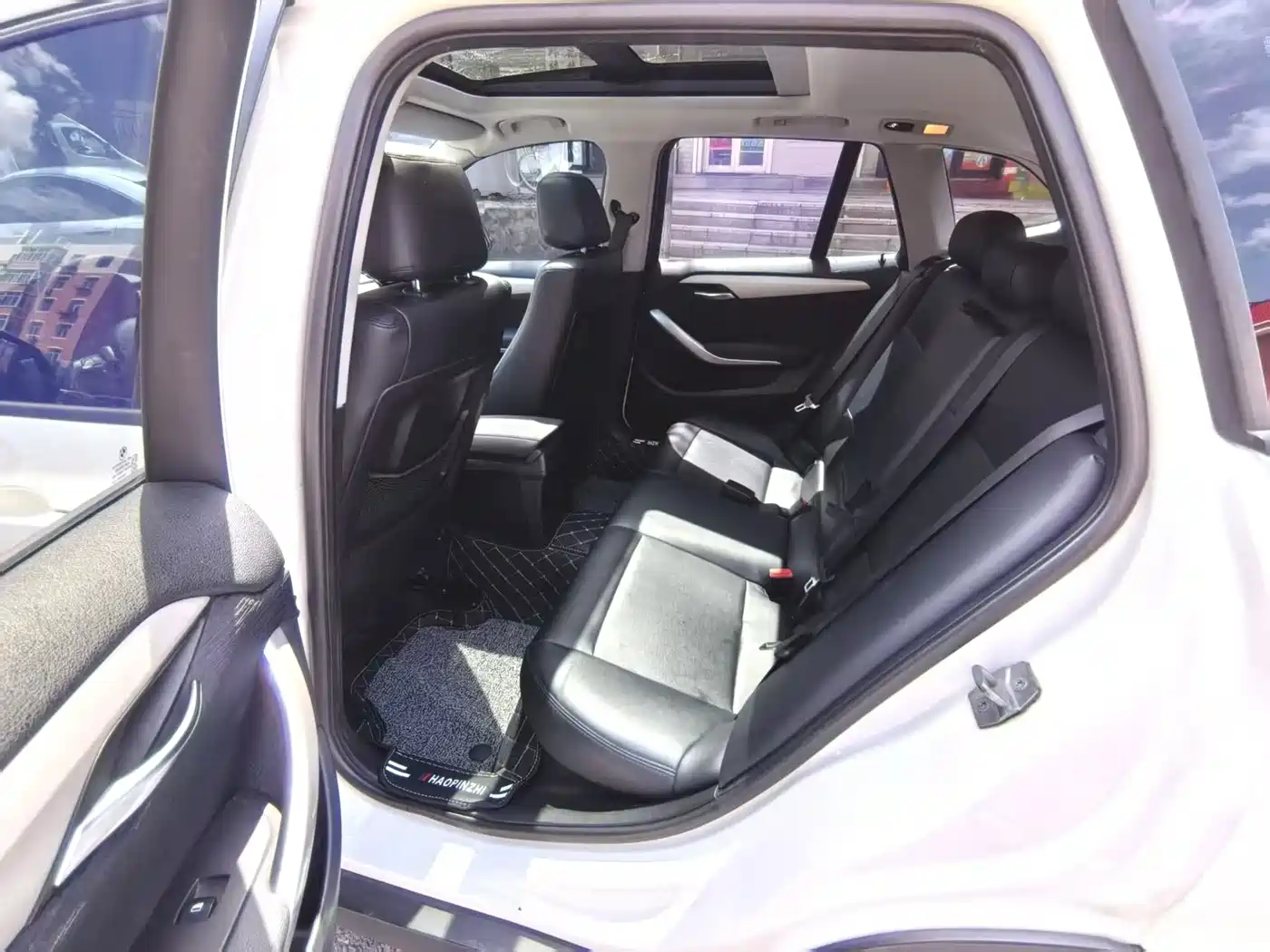BMW X1 2013 2013 sDrive18i Sport Design Package