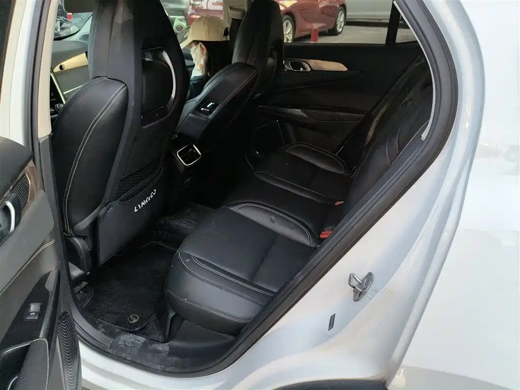 Lynk & Co 01 2019 2.0T 2WD Type Pro Version China V фото 11
