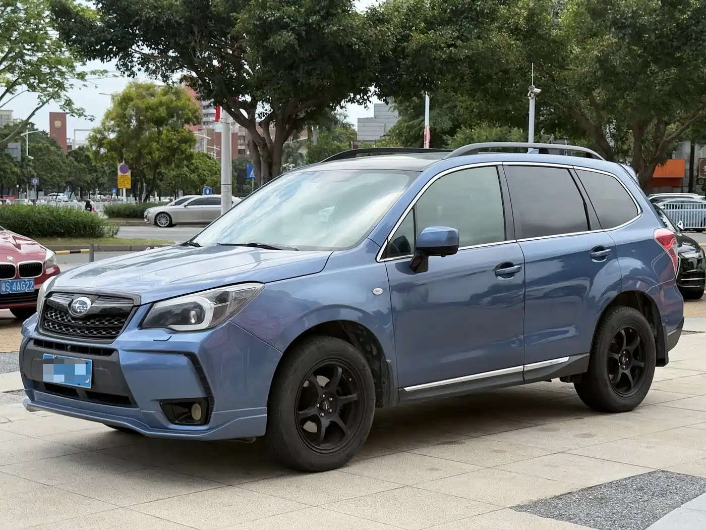 Subaru Forester 2014 2.5i Automatic Elite Edition фото 2
