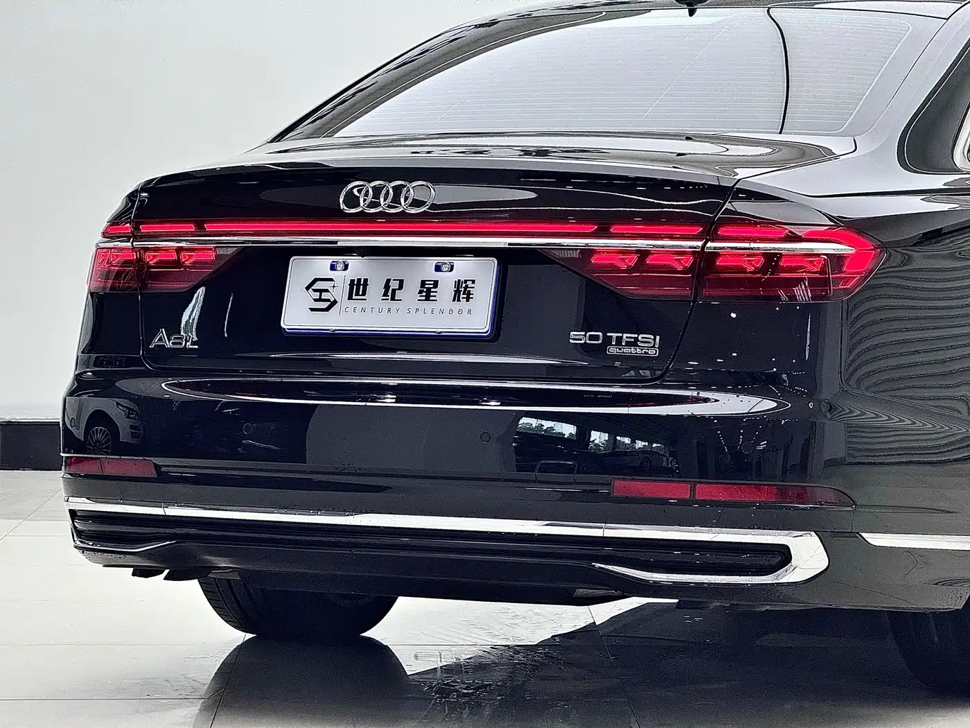 AUDI A8