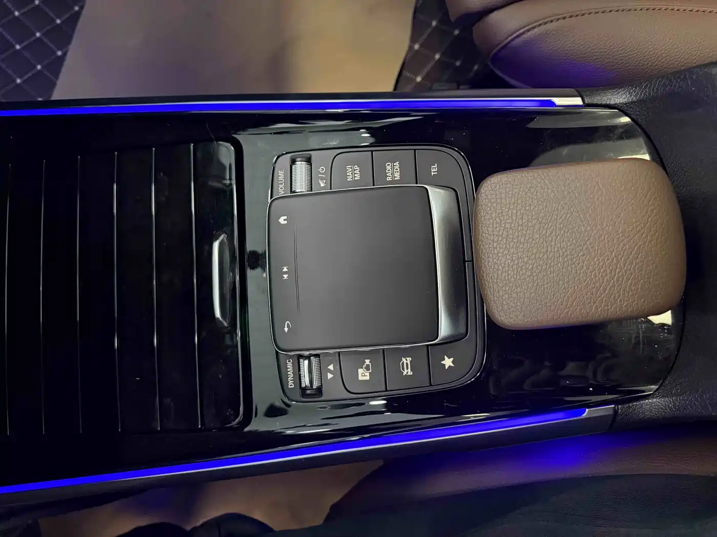 Mercedes-Benz GLB 2020 GLB 180 Dynamic фото 19