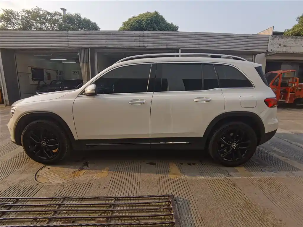 Mercedes-Benz GLB 2020 Facelift GLB 200 Style фото 4
