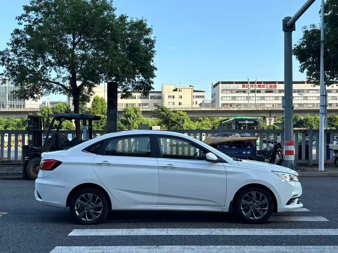 Changan Eado DT 2018 2018 1.6L Automatic Smart Edition