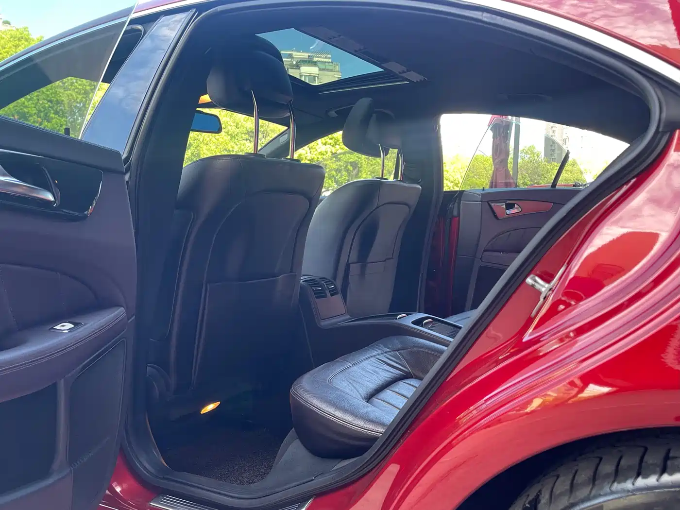 Mercedes-Benz CLS 2012 CLS 300 CGI фото 27