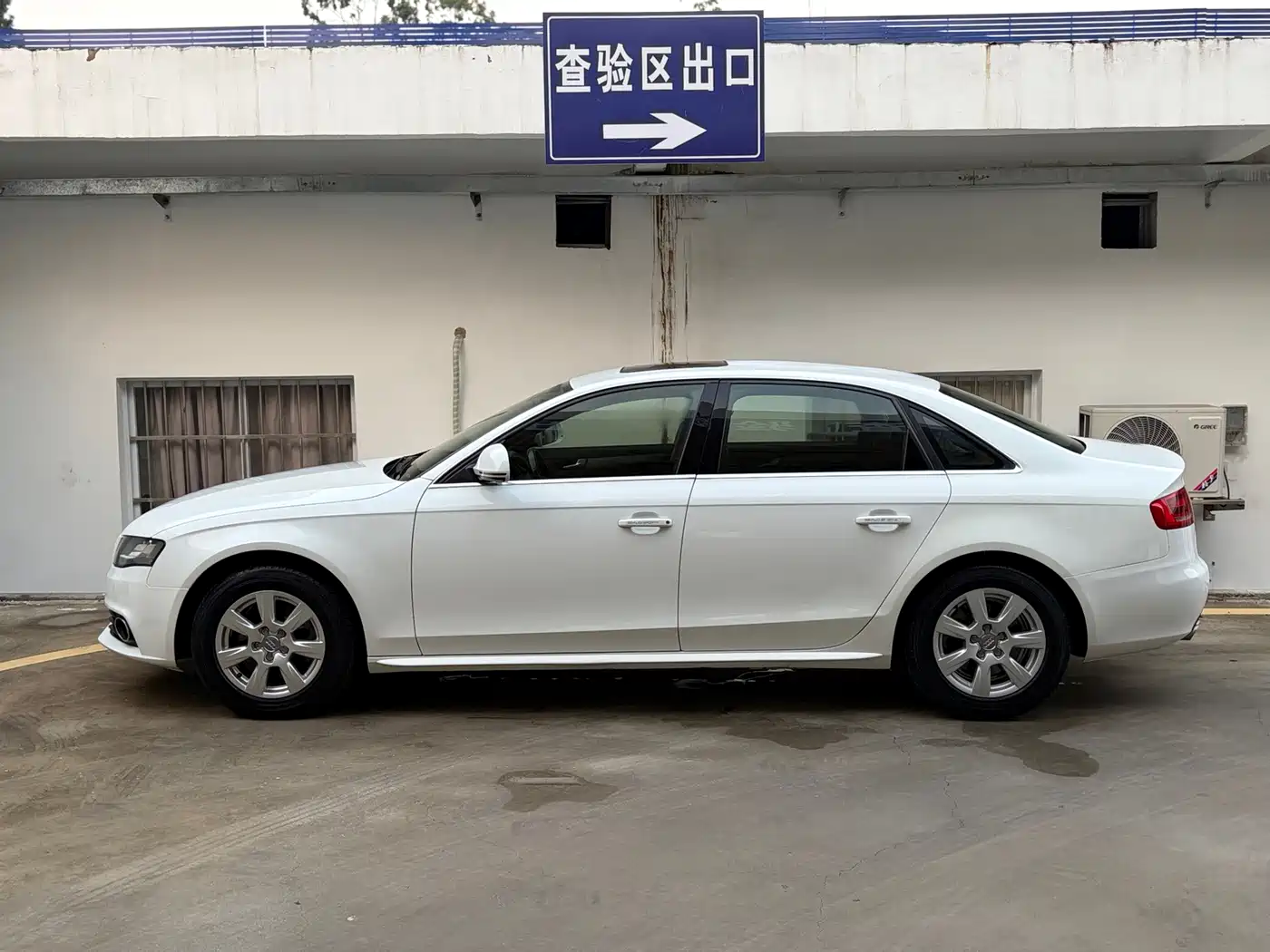 Audi A4L 2011 2011 1.8 TFSI Comfort