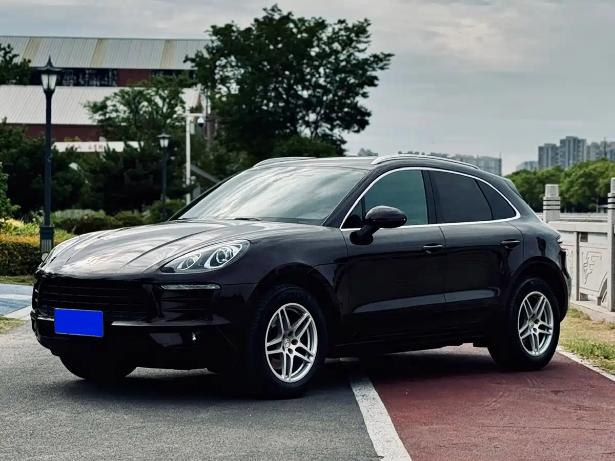 Porsche Macan 2017 Macan 2.0T фото 3