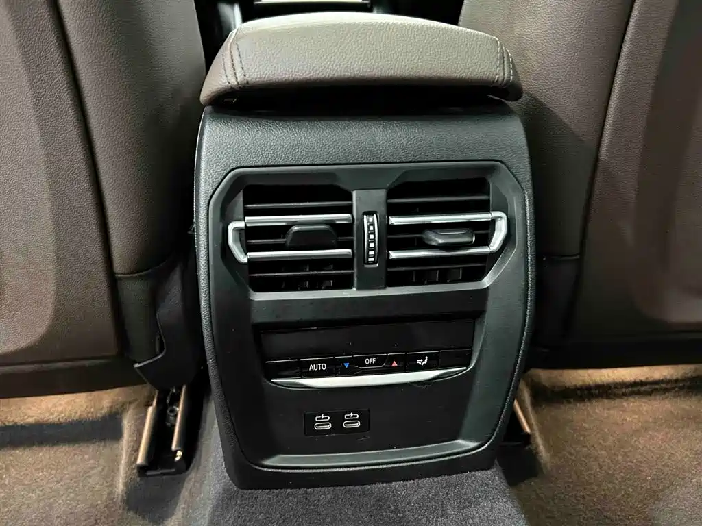 BMW 3 Series 2023 320Li M Sport Package фото 15