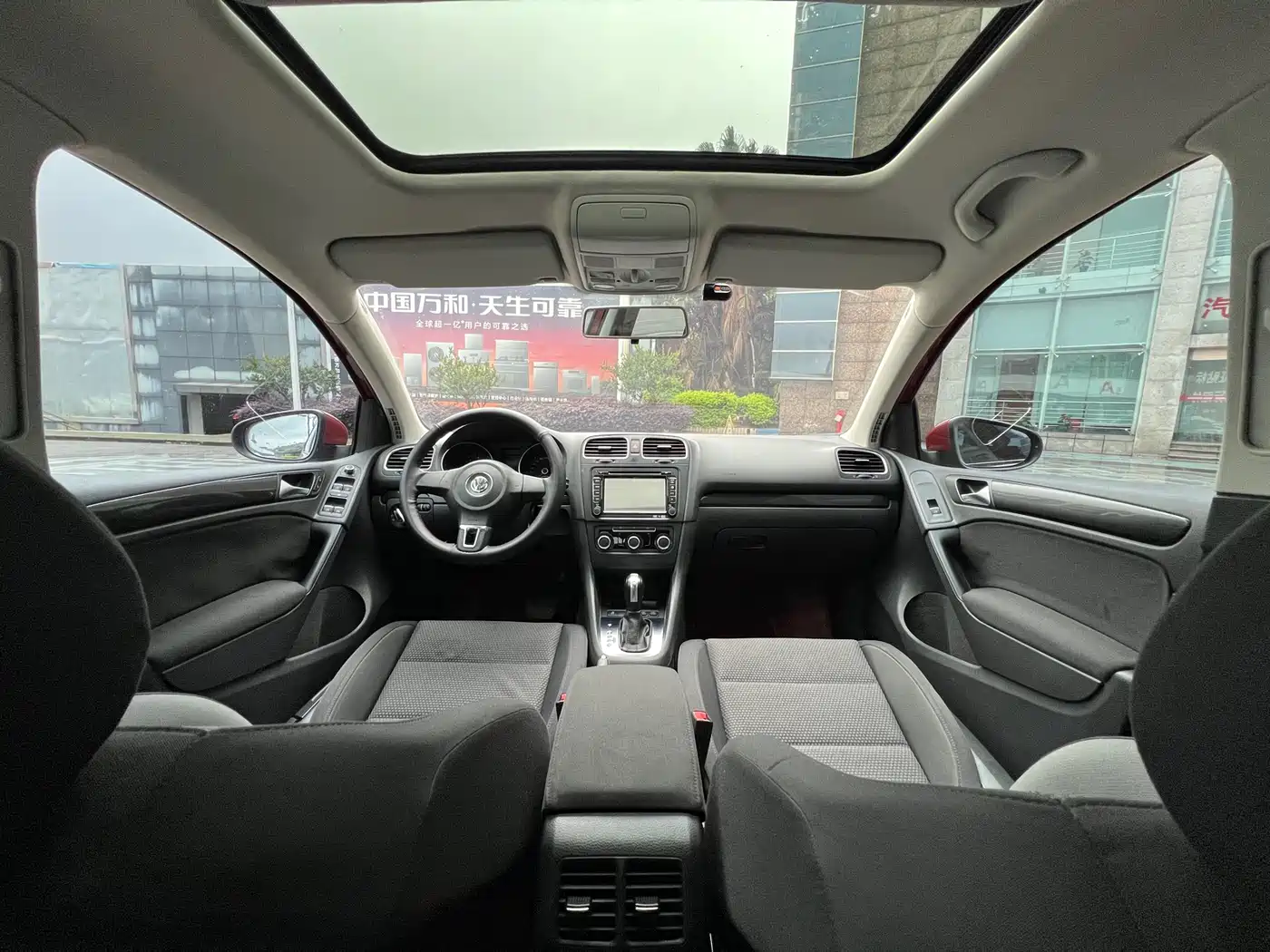 Volkswagen Golf 2012 1.6 Automatic Comfort Type фото 13