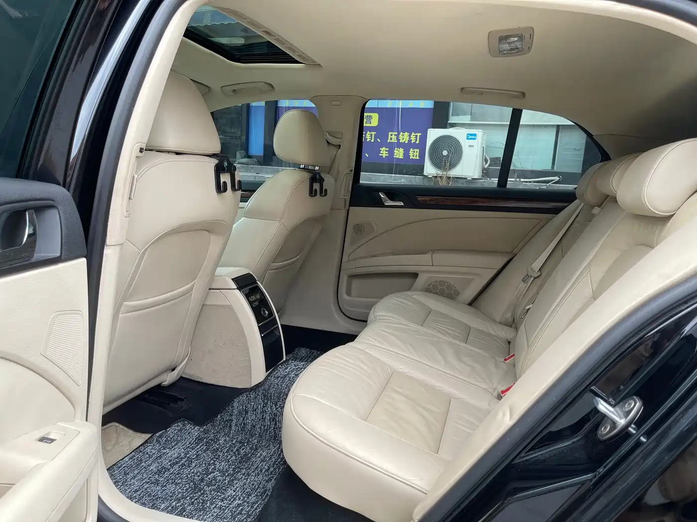 Škoda Superb 2012 1.8TSI Automatic Elegance Edition фото 8