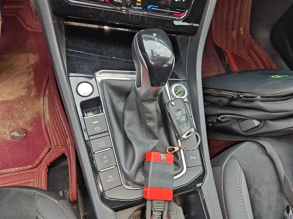 Volkswagen Sagitar 2020 280TSI DSG Luxury China VI фото 10