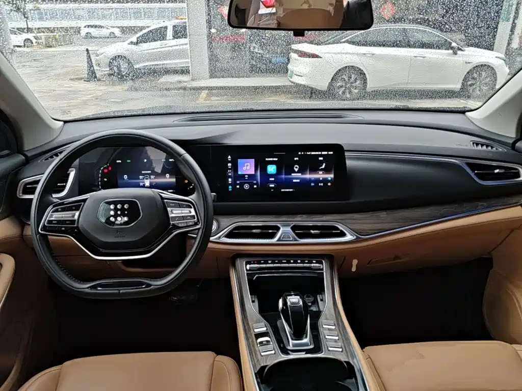 Landian E5 2024 2023 1.5L DE-i 100KM Enjoyment 7-seater