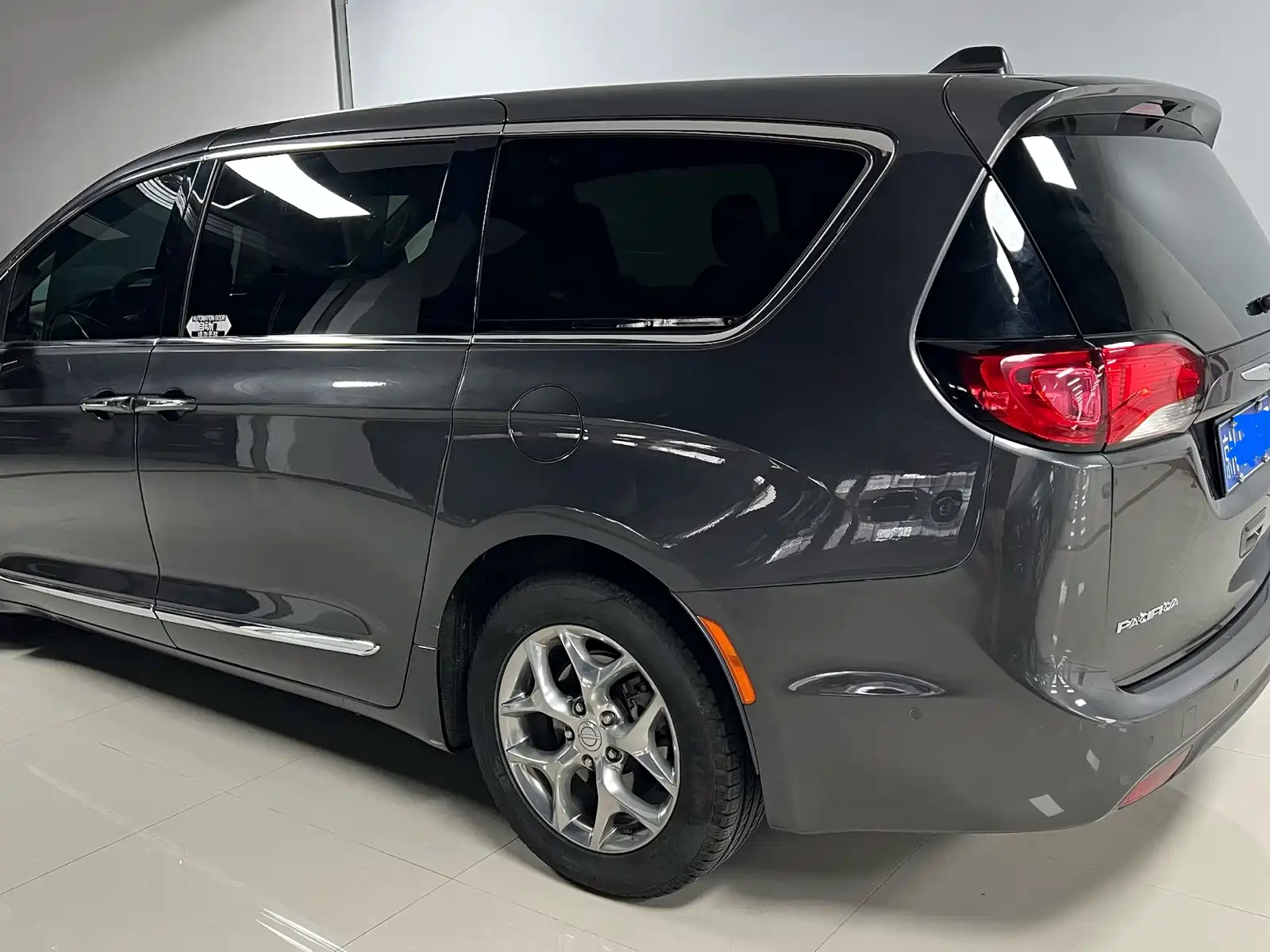 Фото 3 - Chrysler Pacifica