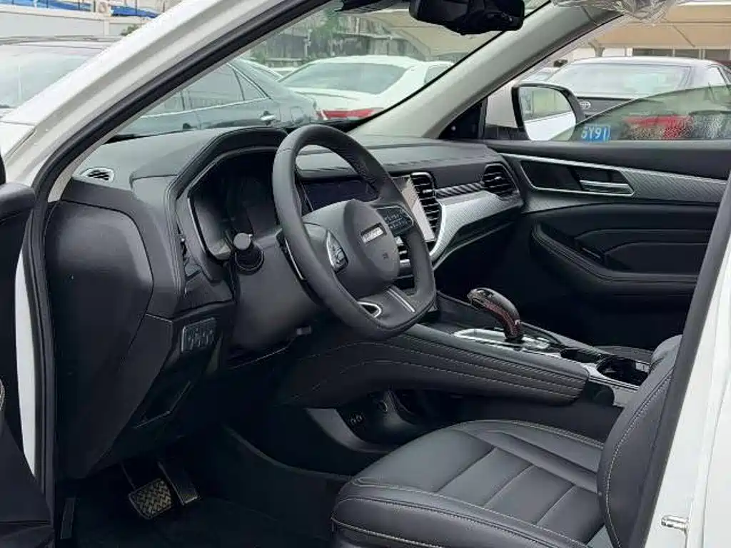 Фото 5 - Haval F7x