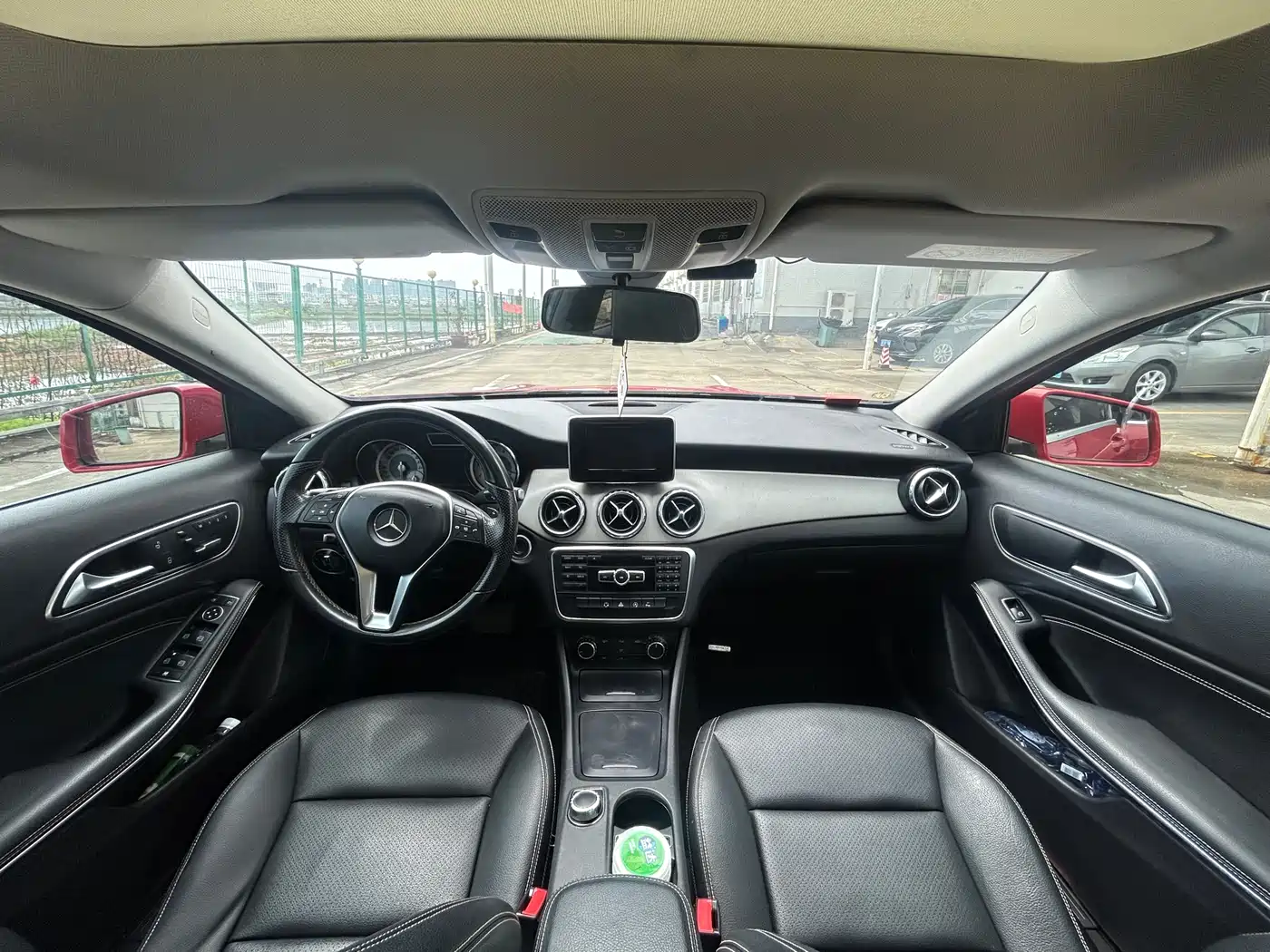Mercedes-Benz GLA 2015 GLA 200 Dynamic фото 13