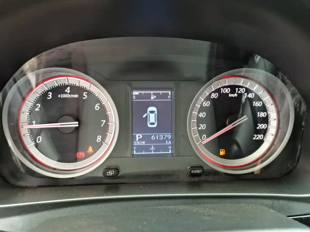 Dongfeng Fengxing Jingyi X5 2019 2017 Joy Series 1.6L CVT Luxury