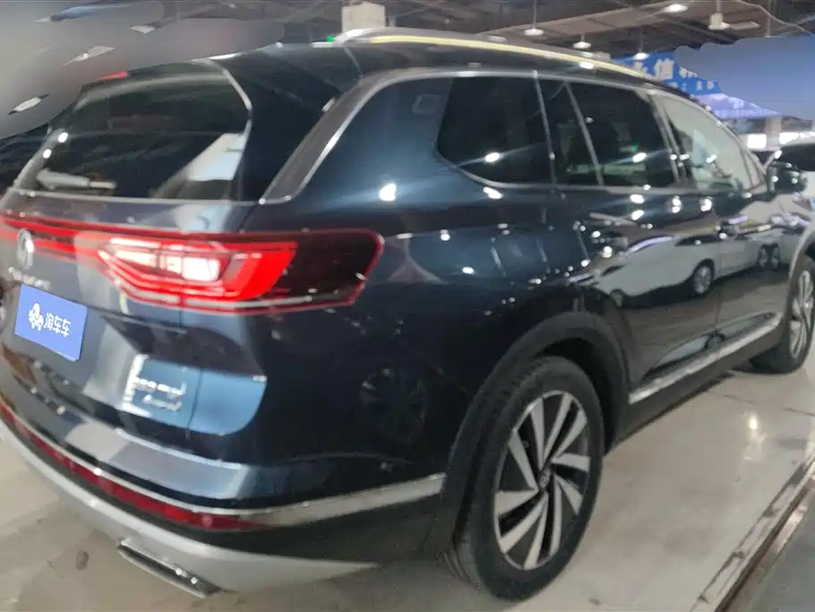 Volkswagen Talagon 2022 380TSI 4WD Luxury Premium Pro Edition 6-seater фото 3