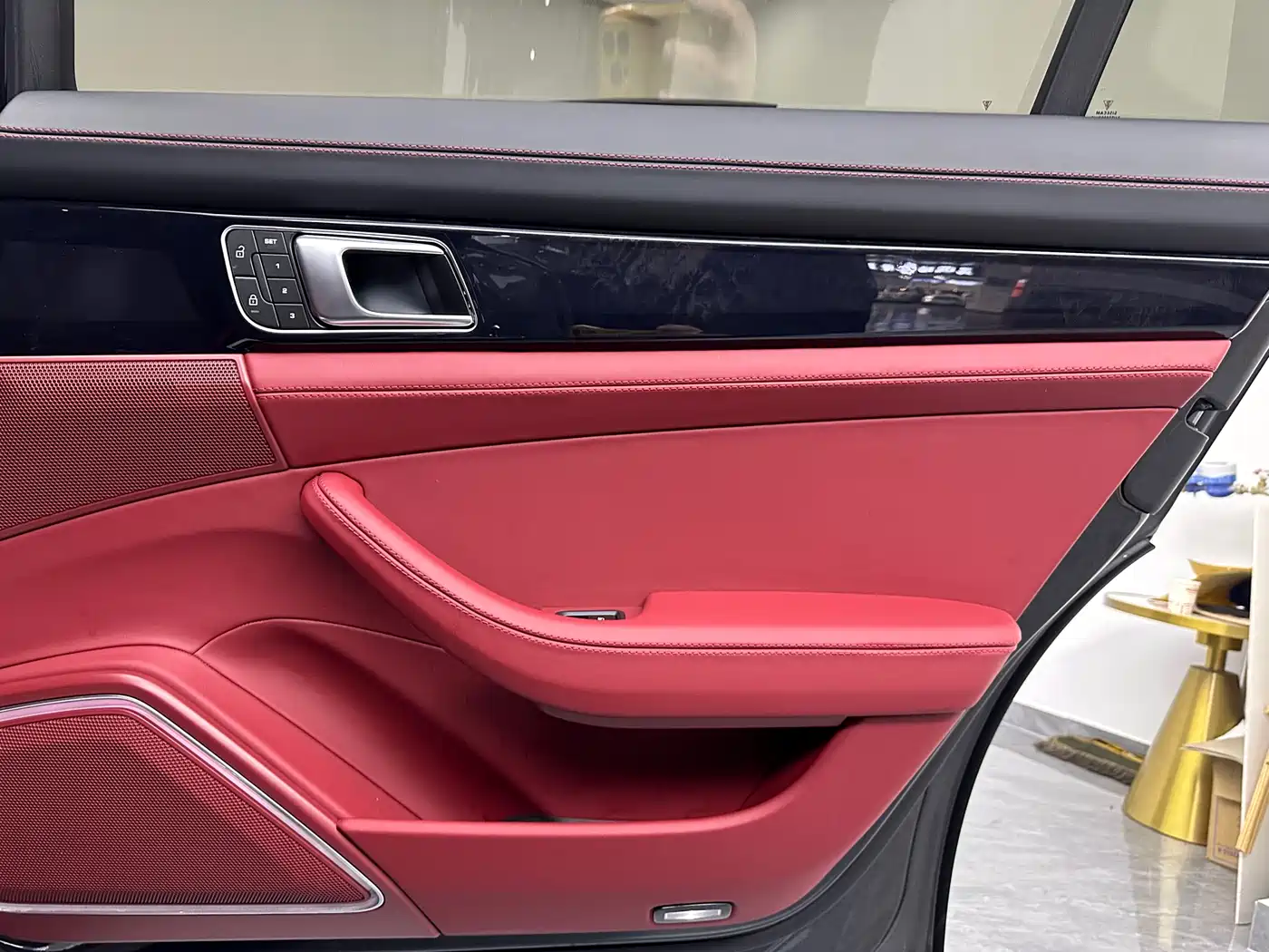 Porsche Panamera 2023 Panamera 4 Executive Long Wheelbase 2.9T фото 29