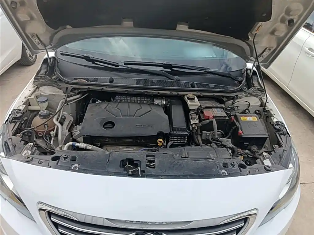 Peugeot 408 2014 1.8L Automatic Luxury Edition фото 20