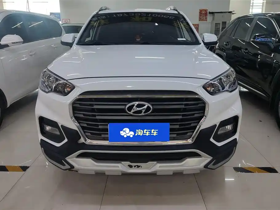 Hyundai Beijing Hyundai ix35 2018 2.0L Manual 2WD Zhiyong·Quality Edition фото 2