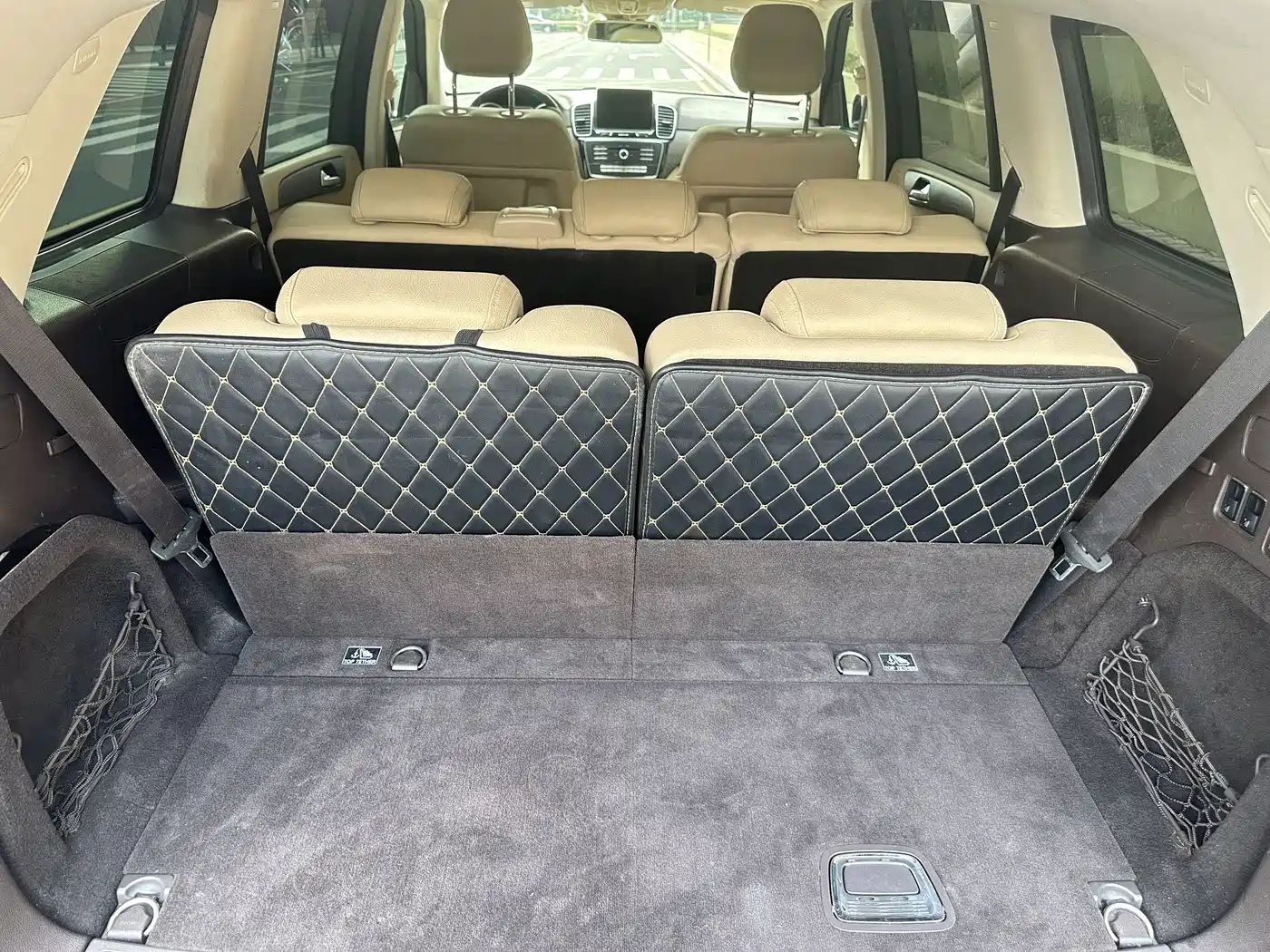 Mercedes-Benz GLS 2017 GLS 400 4MATIC Luxury фото 18