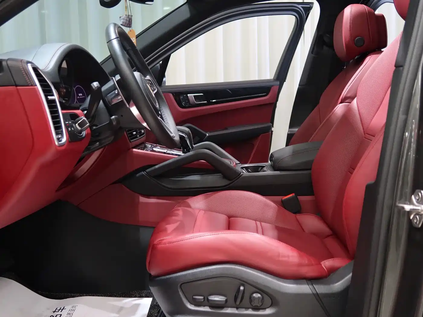 PORSCHE CAYENNE NEW ENERGY